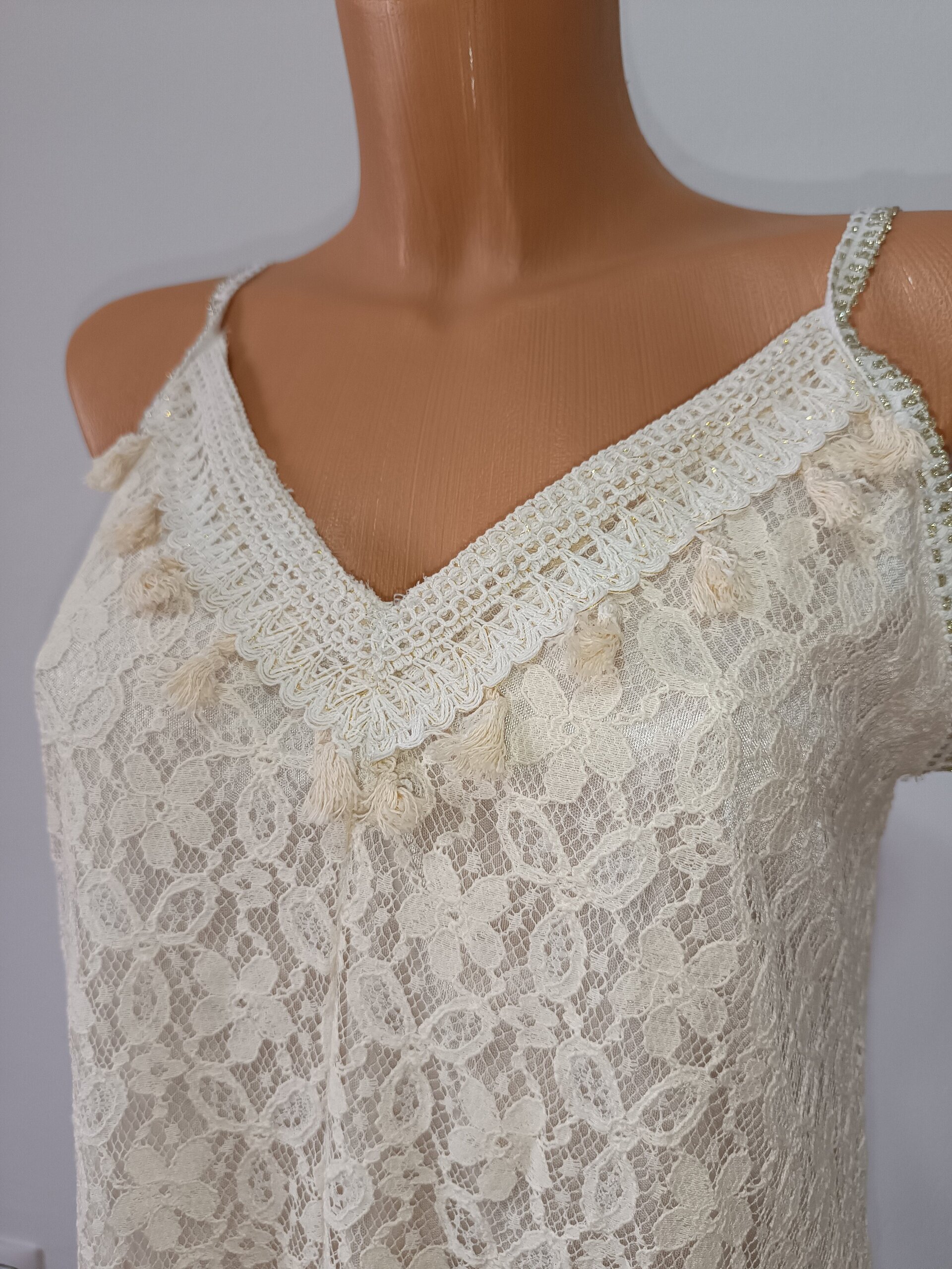 Vestido Encaje Pompones - 4